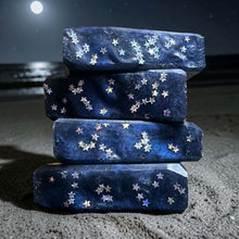 Load image into Gallery viewer, Black Sand Moon