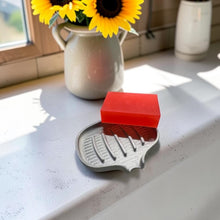Load image into Gallery viewer, Self Draining Soap dish
